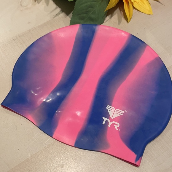 TYR Silicone Swim Caps set of 3 - Picture 2 of 4